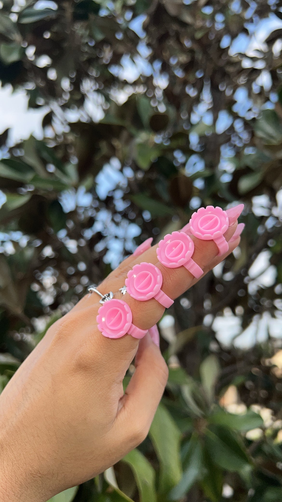 Blooming Glue Rings